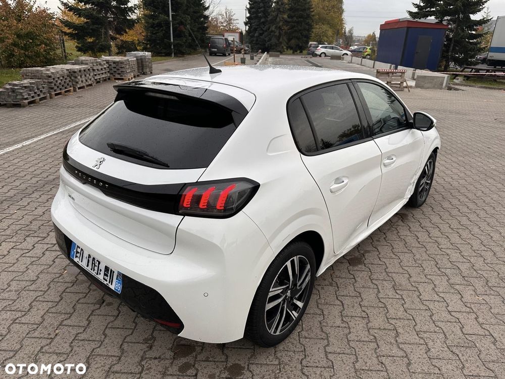 Peugeot 208 PureTech 100 Allure Pack - 11