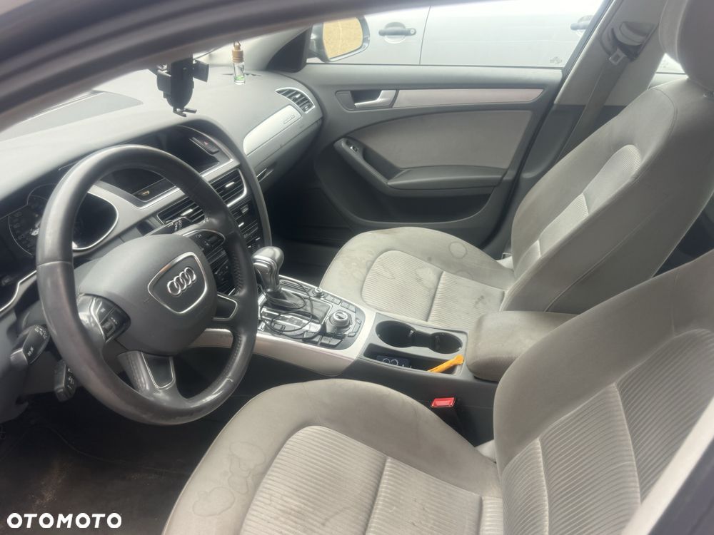 Audi A4 Avant - 8