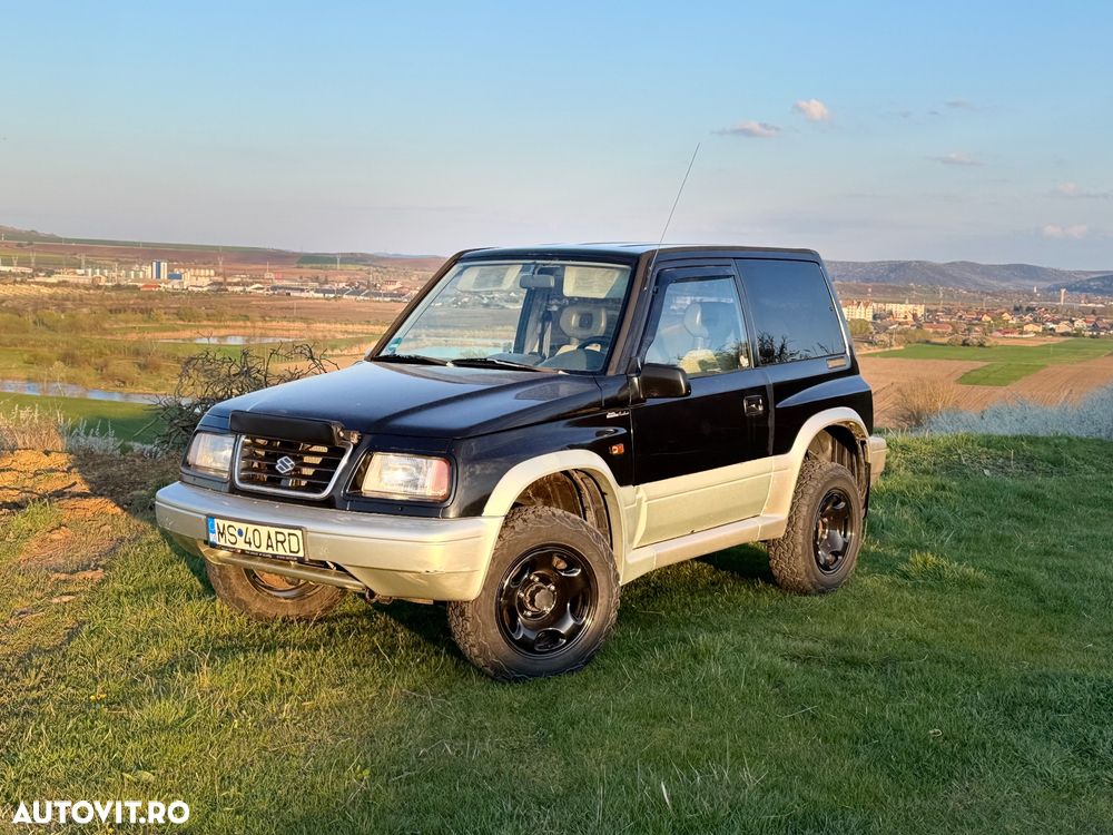 Suzuki Vitara - 1