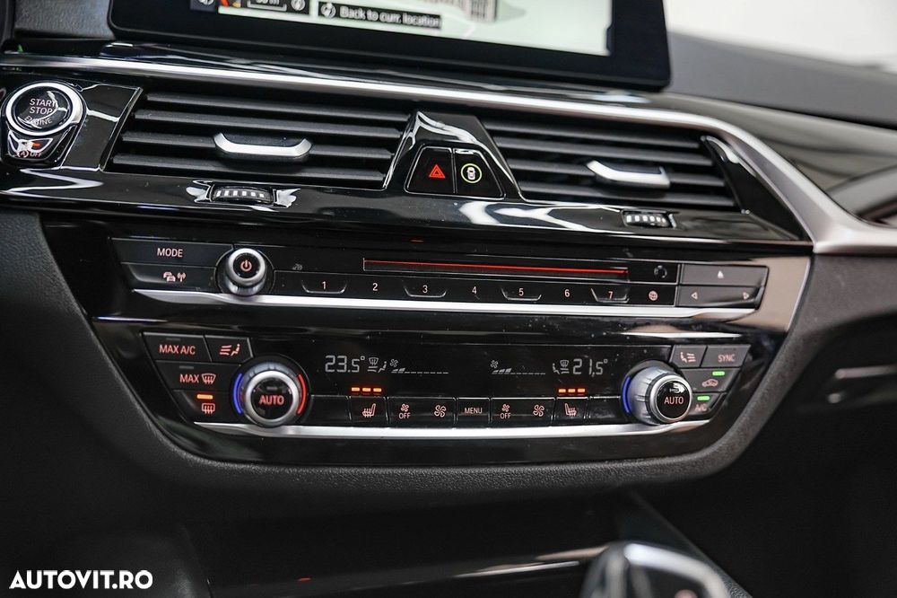 BMW Seria 5 520d AT - 11