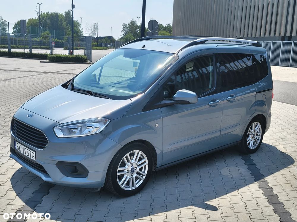 Ford Tourneo Courier 1.5 TDCi Titanium - 9