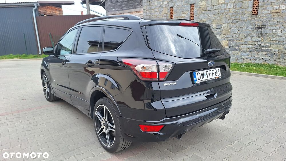 Ford Kuga 2.0 TDCi 4x4 ST-Line - 7