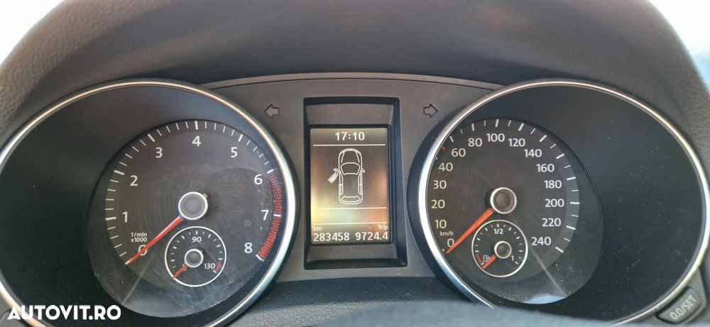 Volkswagen Golf - 9