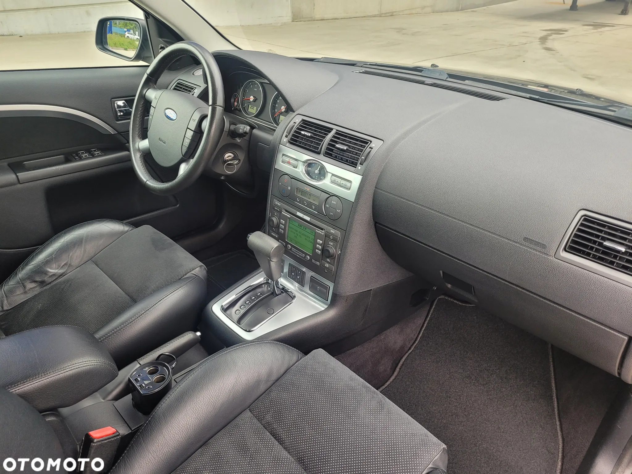 Ford Mondeo 2.0 Titanium X - 10
