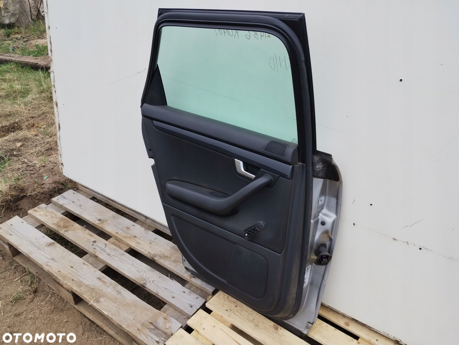 Audi A4 B6 Kombi Drzwi Lewe Tył - 9
