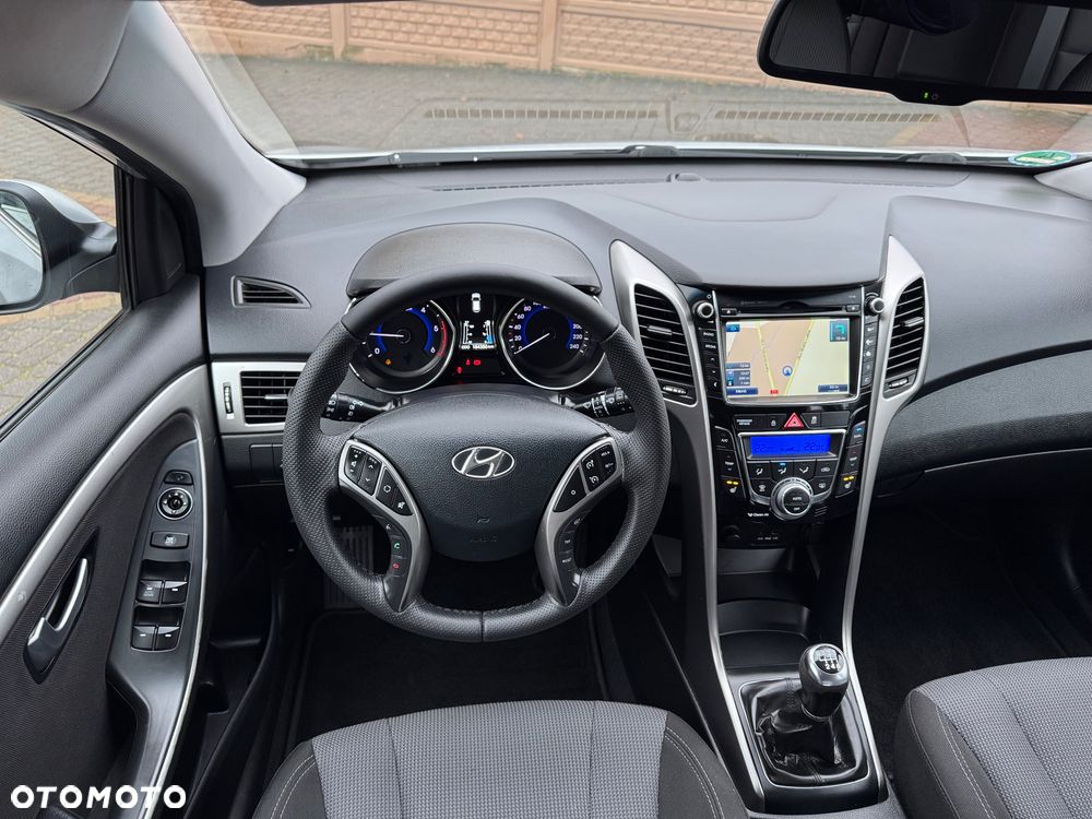 Hyundai i30 1.6 CRDi Premium - 18