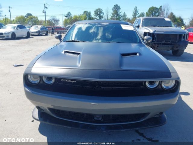 Dodge Challenger Automatik SRT 392 - 8