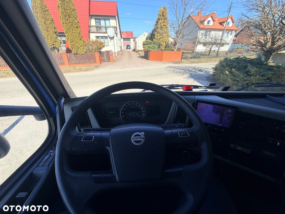 Volvo FM 330/ACC/ Euro6 /CHŁODNIA / DŁUGOŚĆ 12M /24 EURO PALET/ - 13