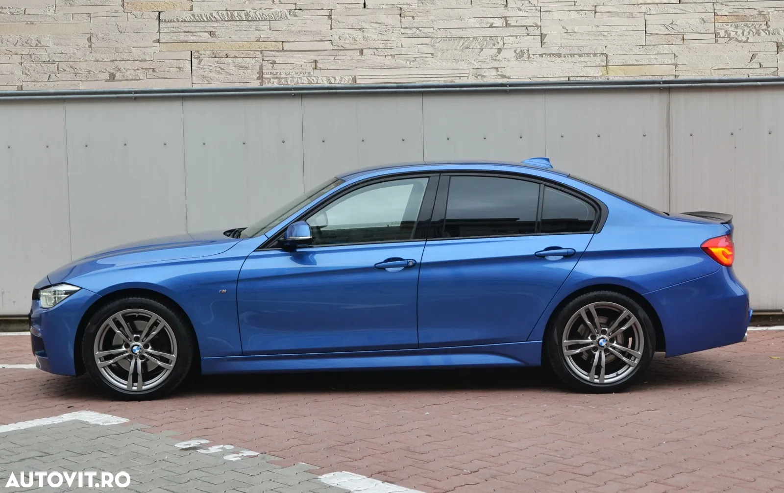 BMW Seria 3 - 18