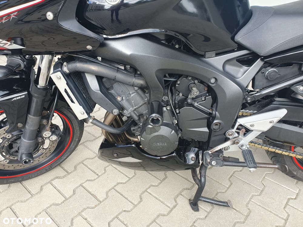 Yamaha FZ6 - 10