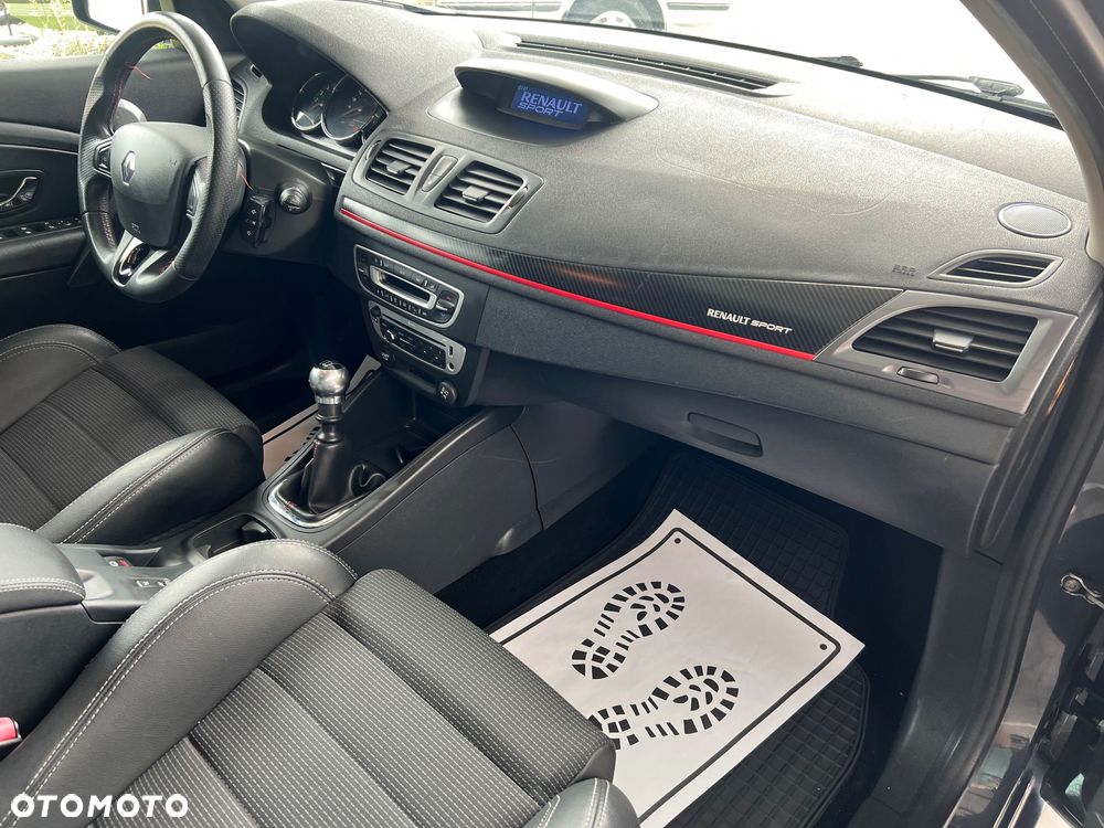 Renault Megane Grandtour TCe 220 Start & Stop GT 220 - 23