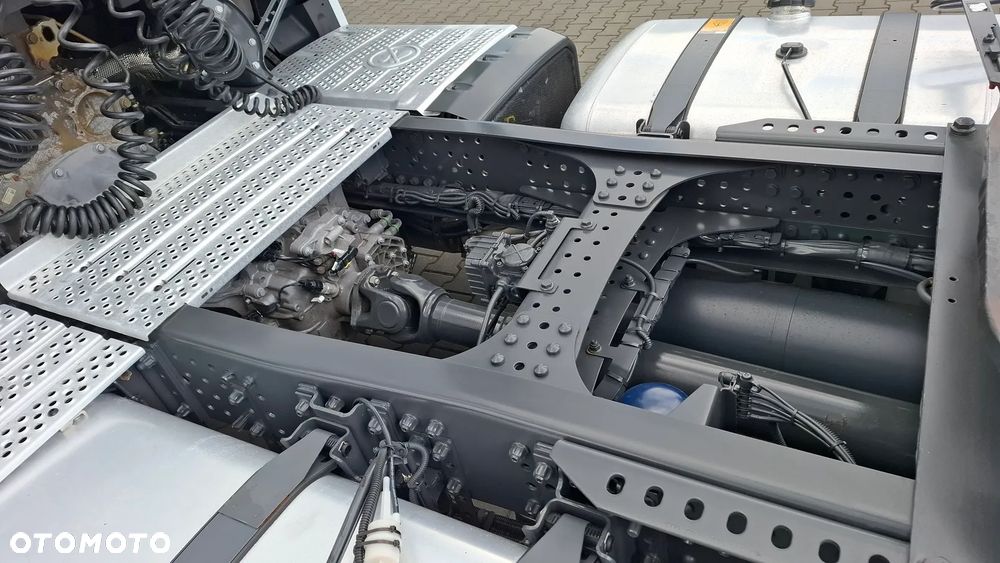 Mercedes-Benz ACTROS L / 1845 LS / STANDARD / KLIMA POSTOJOWA / NAVI / FULL LED / NOWE TACHO / SALON PL - 19