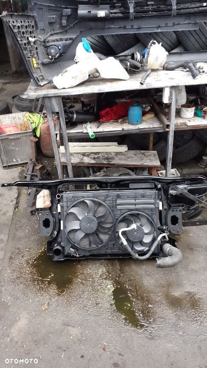 Pas przedni Kpl.Passat CC 2.0TDI - 2