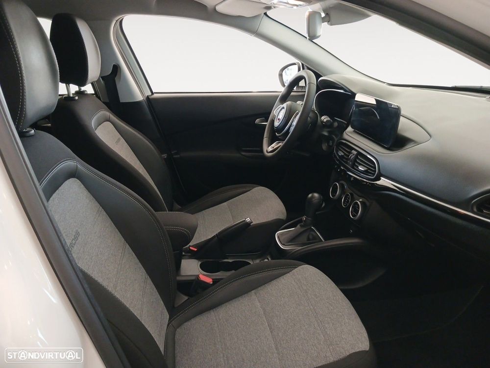 Fiat Tipo Station Wagon Cross 1.5 GSE T4 Cross DCT - 15