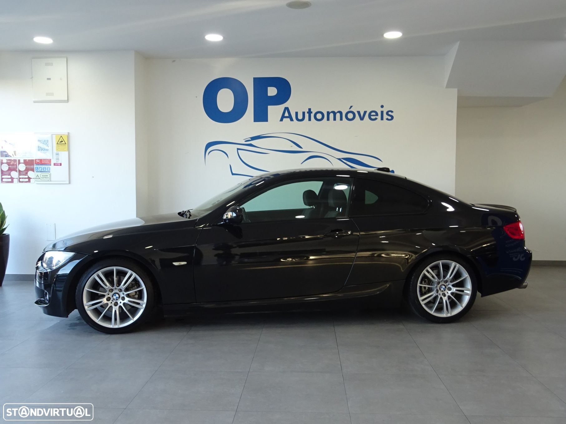 BMW 320 d Coupe Edição M - 2