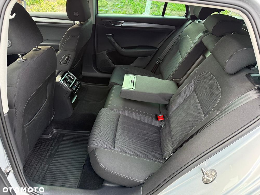 Skoda Superb 1.5 TSI Style DSG - 39