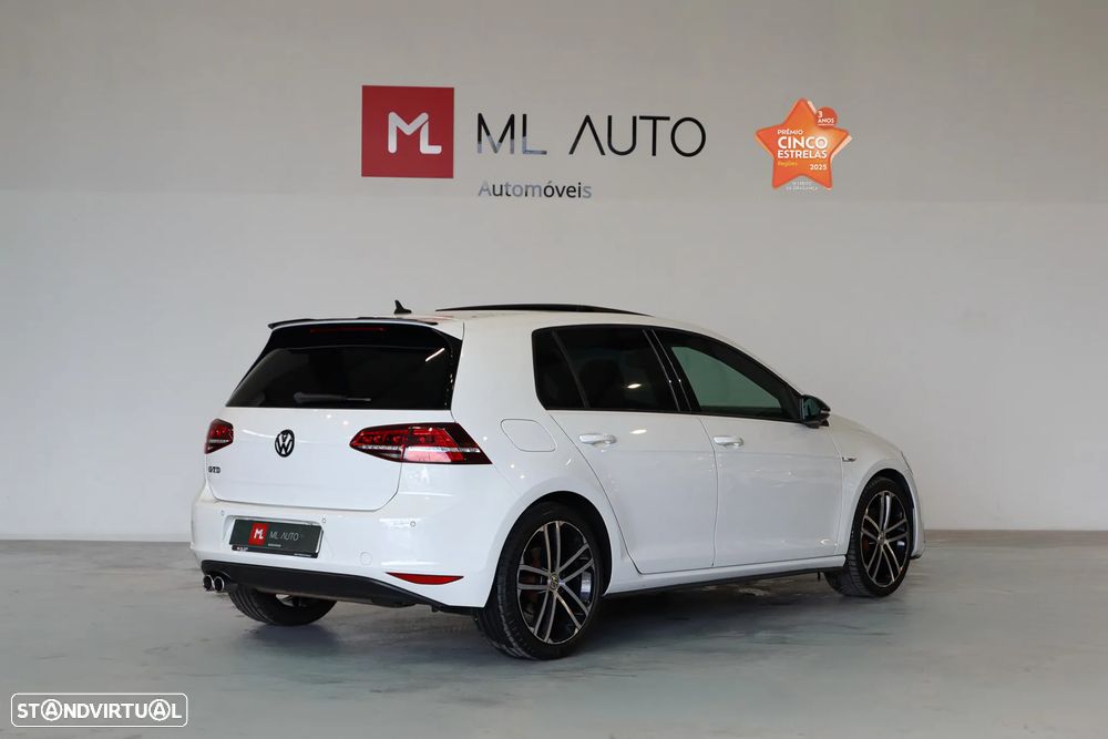 VW Golf GTD (BlueMotion ) DSG - 2