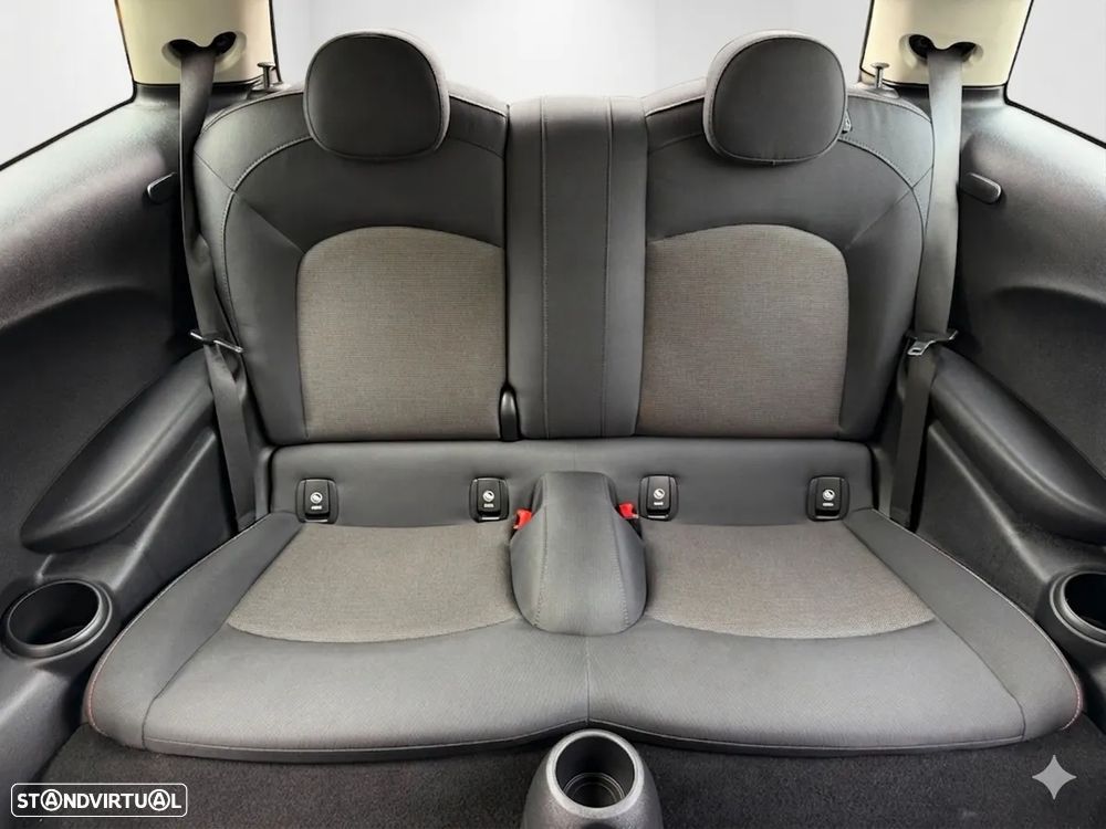 MINI 3 Portas One Sport Edition - 7