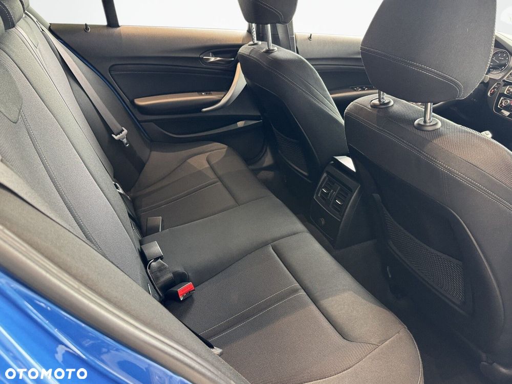 BMW Seria 1 - 16