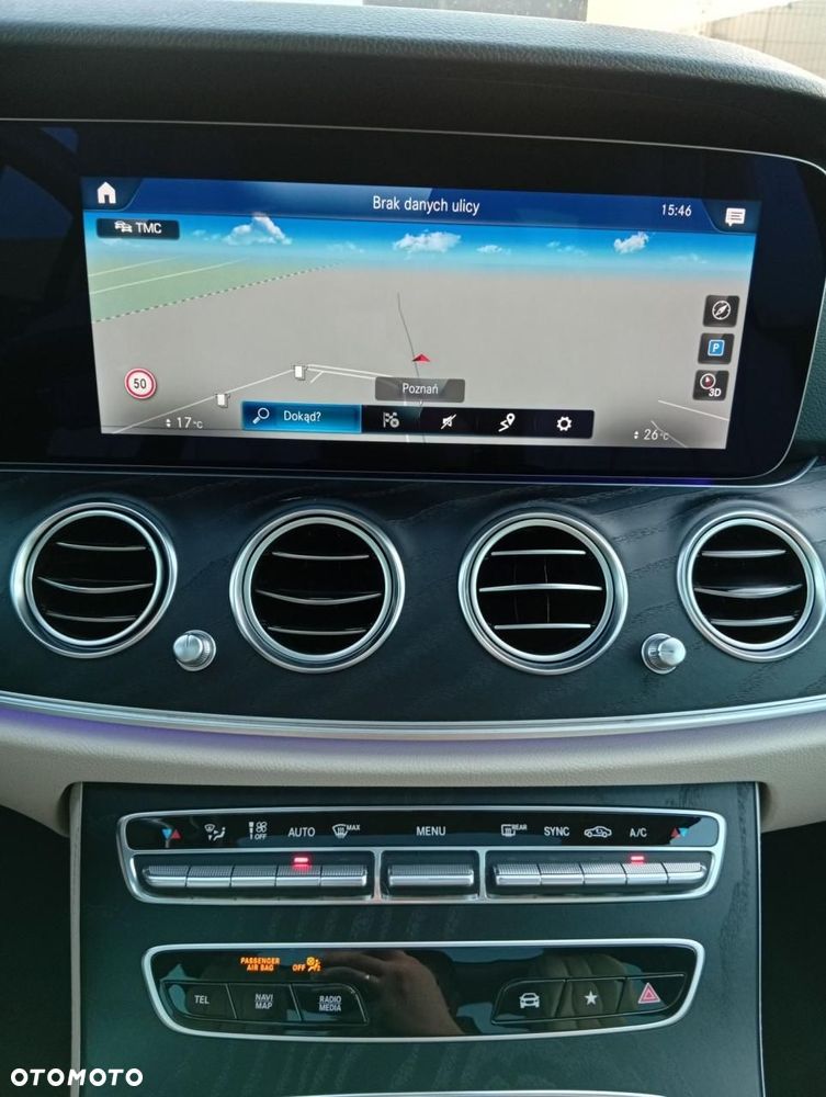 Mercedes-Benz Klasa E - 17