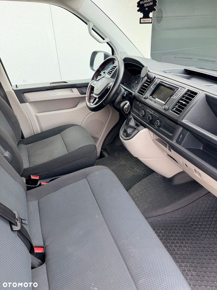 Volkswagen Transporter - 9