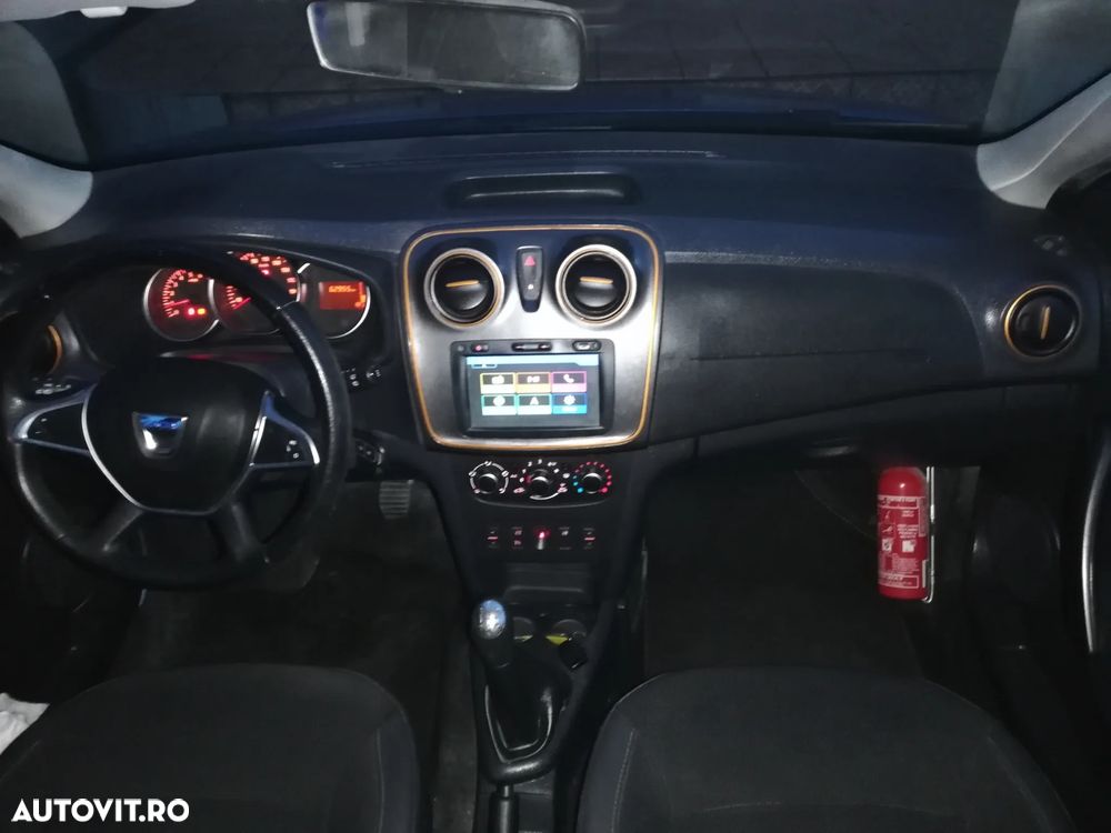 Dacia Sandero TCe 90 S&S Celebration - 7