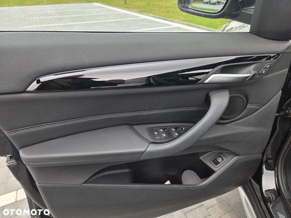 BMW X1 xDrive20i - 14