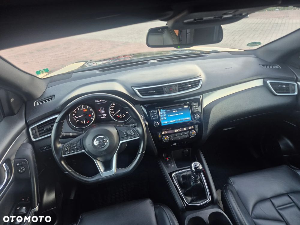 Nissan Qashqai 1.6 DIG-T N-Tec - 30
