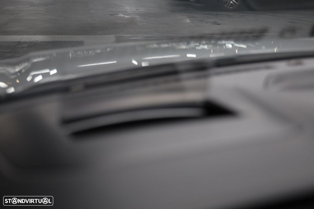 Ford Kuga 2.5 PHEV ST-Line X - 18