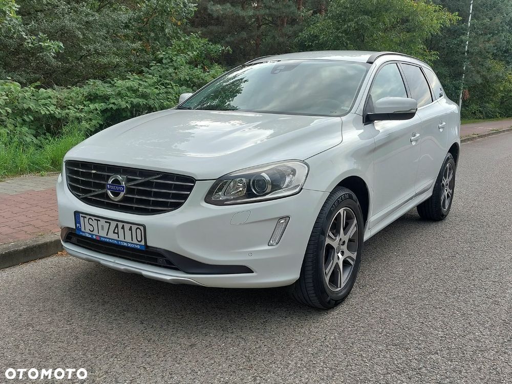 Volvo XC 60 D4 AWD Momentum - 2