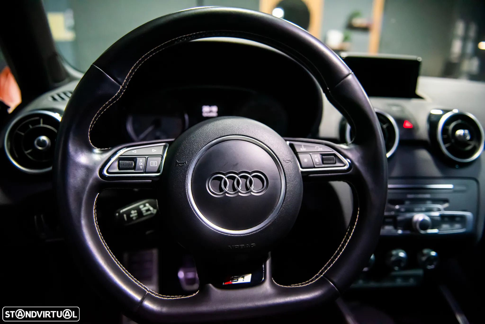 Audi S1 Sportback 2.0 TFSi quattro - 32