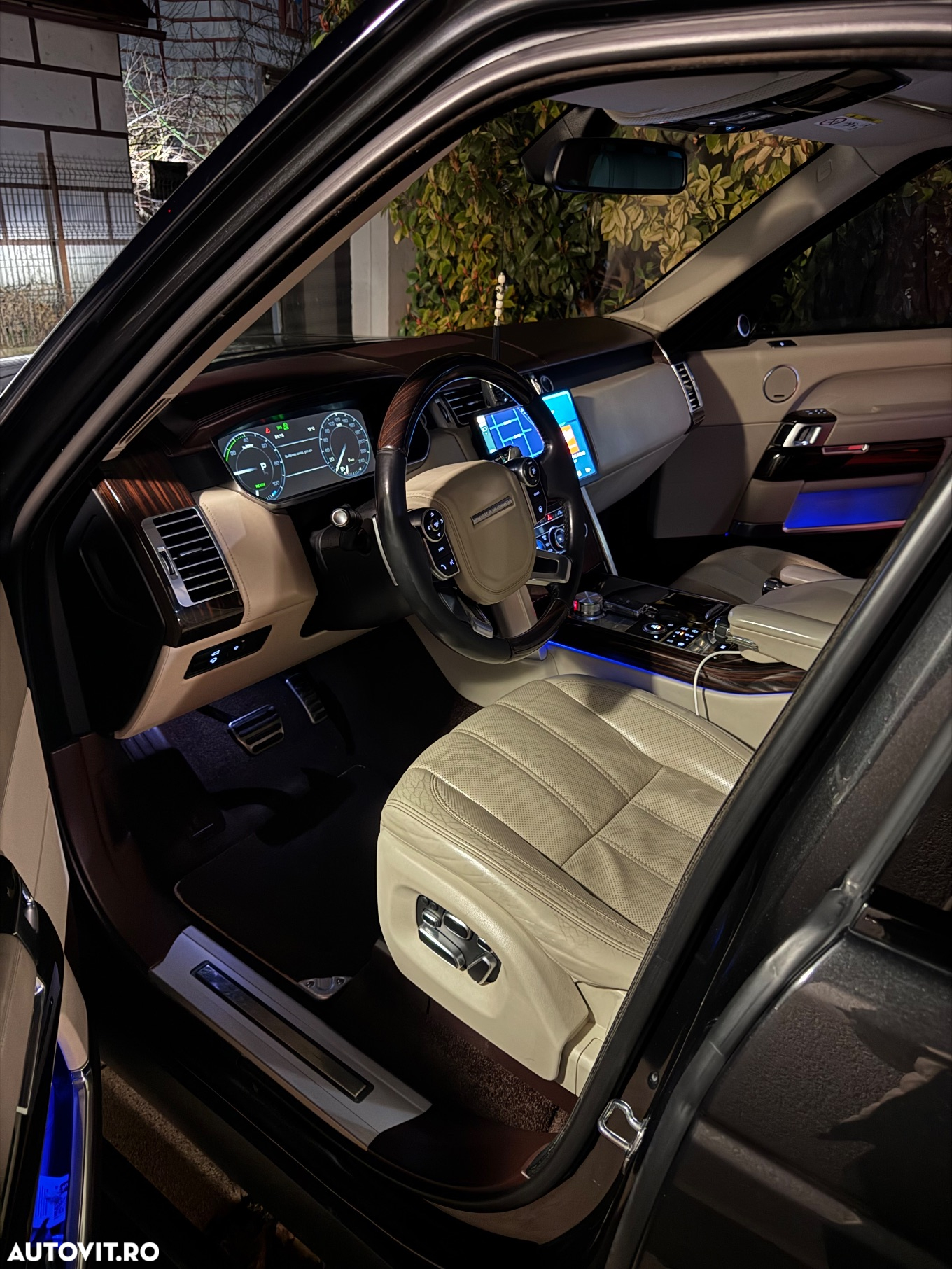 Land Rover Range Rover 3.0 I SDV6 HEV SVAutobiography - 23