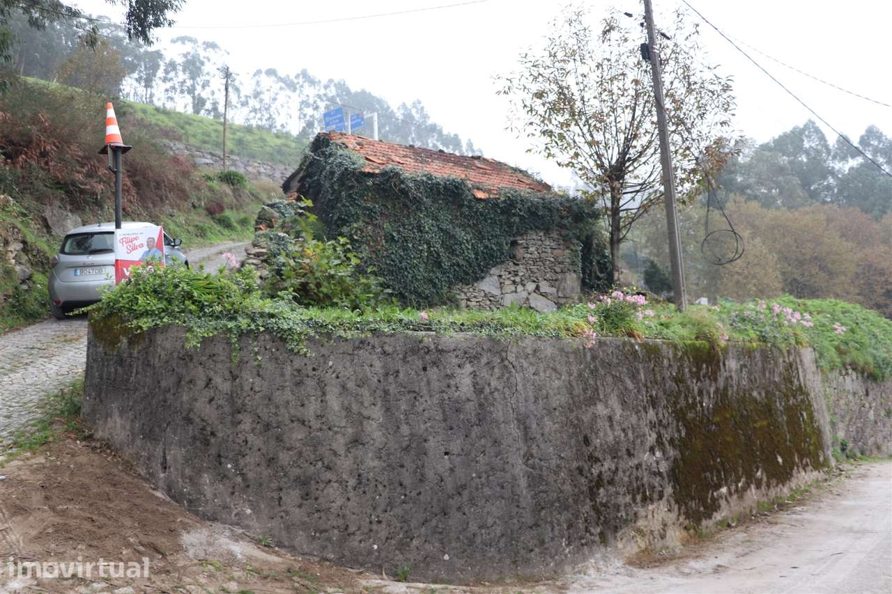 Moradia para Restaurar T2 Venda em Unhão e Lordelo,Felgueiras - Grande imagem: 4/12