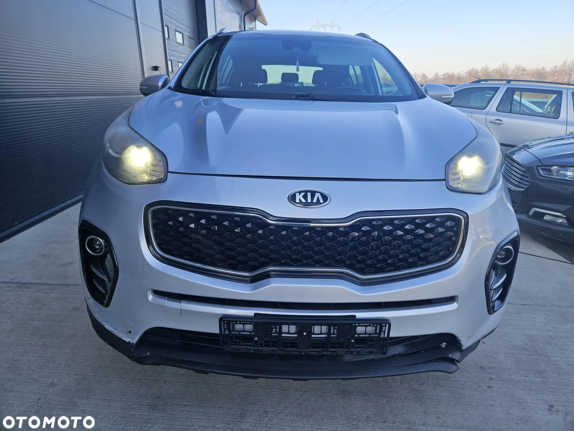 Kia Sportage 1.7 CRDI 2WD Dream-Team Edition - 2