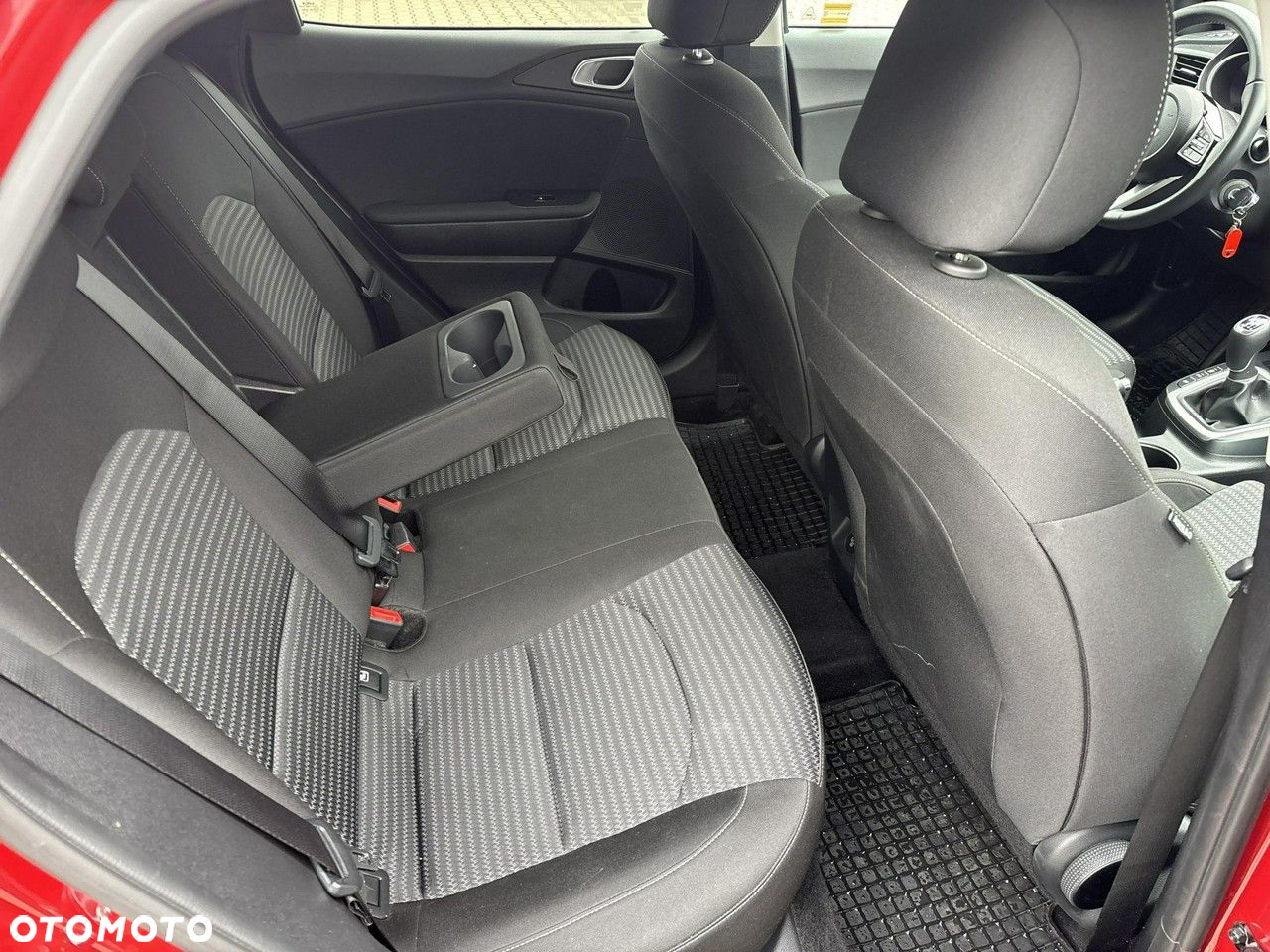 Kia XCeed 1.5 T-GDI M - 15