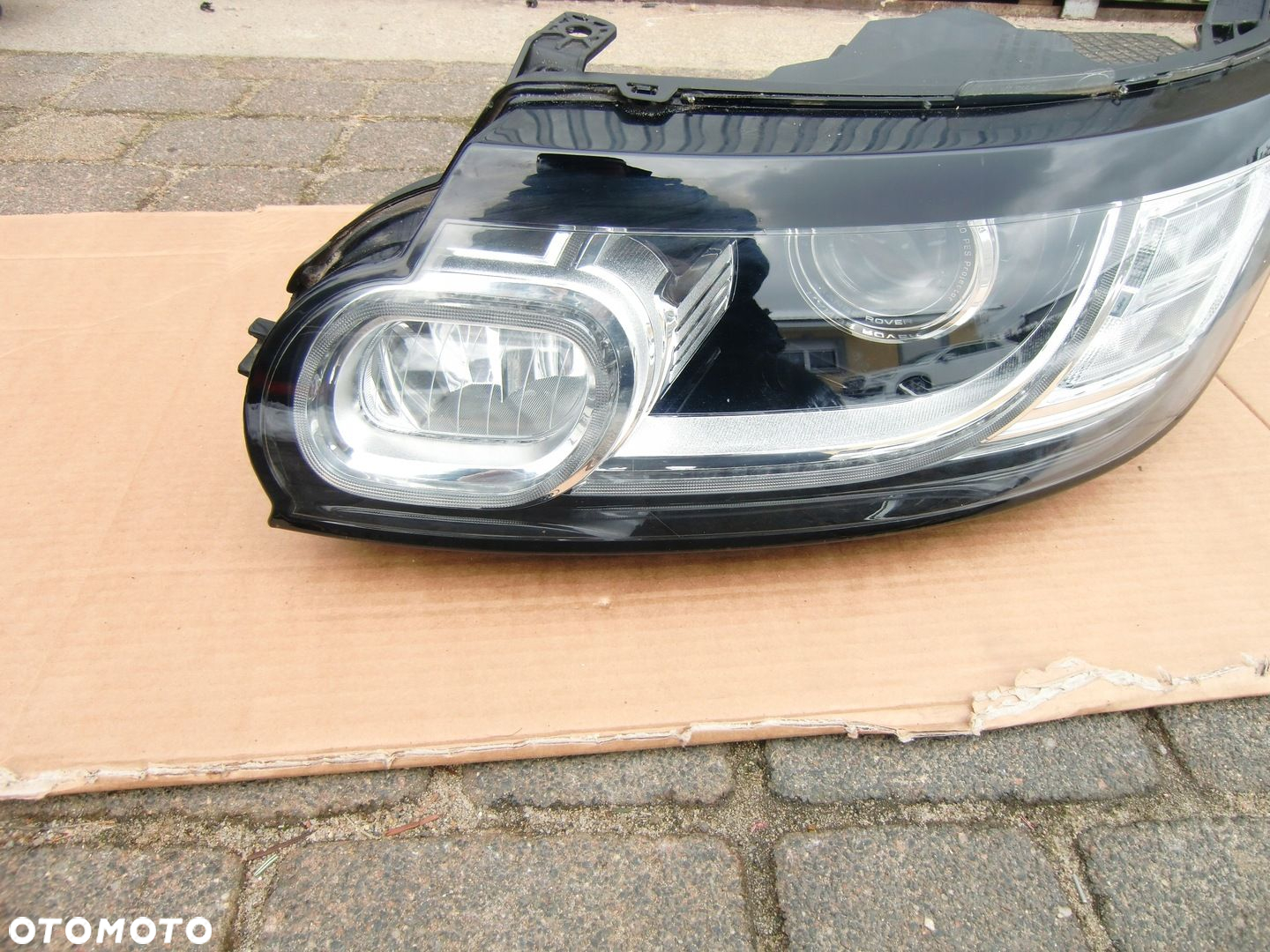 LAMPY LEWA RANGE ROVER SPORT II 2014 R 8 PIN XENON EUROP ŁADNA - 2