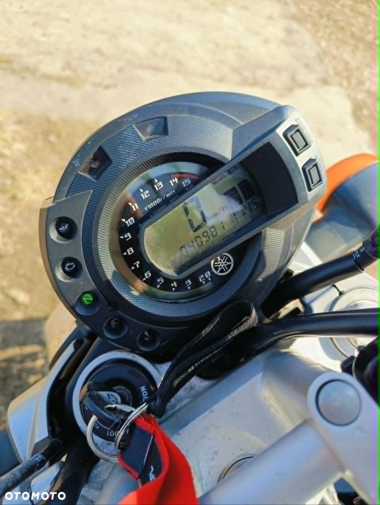 Yamaha FZ6 - 9