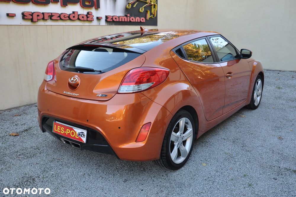Hyundai Veloster 1.6 GDI Premium - 4