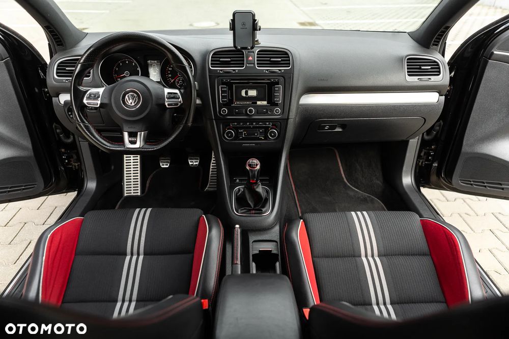 Volkswagen Golf 2.0 TSI GTI - 26
