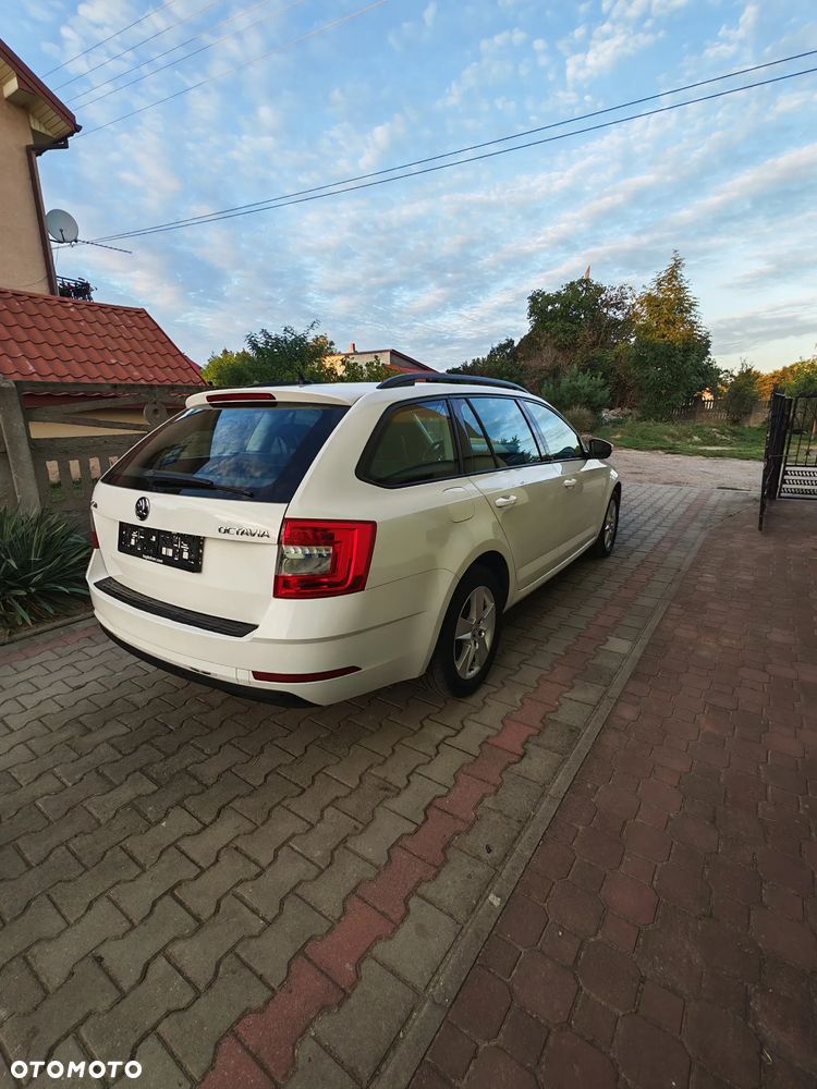 Skoda Octavia - 10