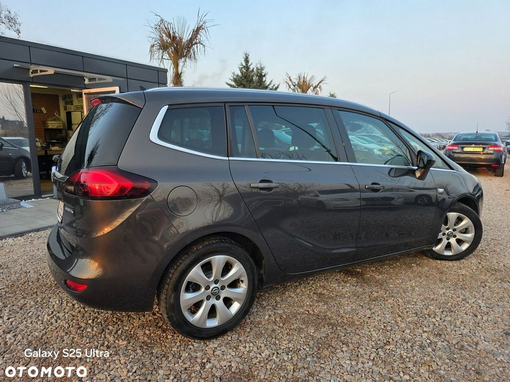 Opel Zafira 1.4 T Cosmo - 11