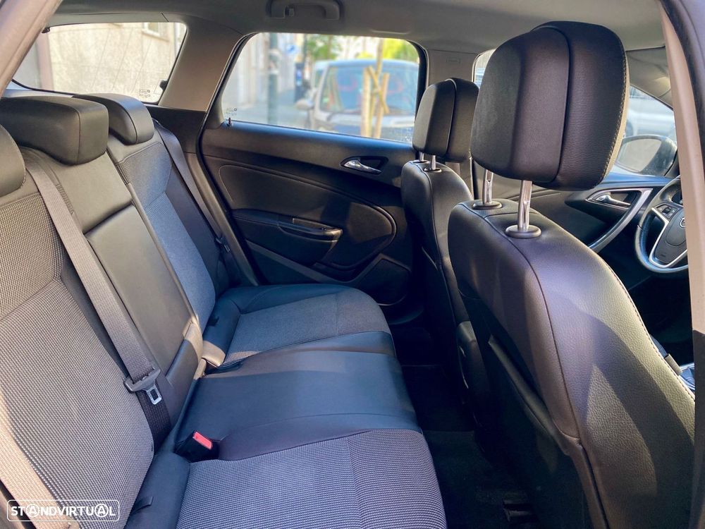 Opel Astra Sports Tourer 1.7 CDTi Cosmo S/S - 25