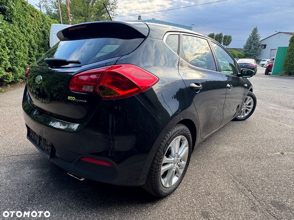 Kia Ceed 1.4 CRDi 90 ISG Spirit - 3