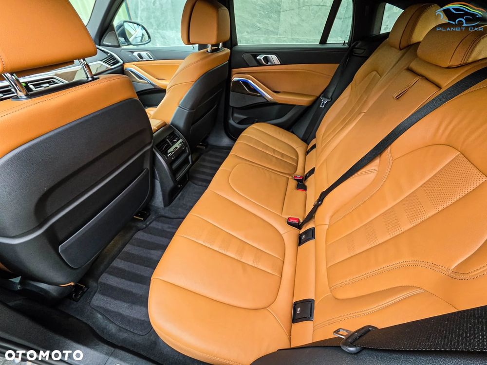 BMW X6 - 16