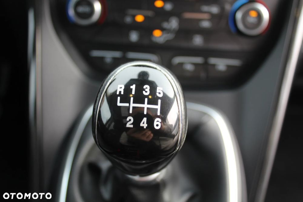 Ford Kuga 1.5 EcoBoost FWD Titanium ASS - 34