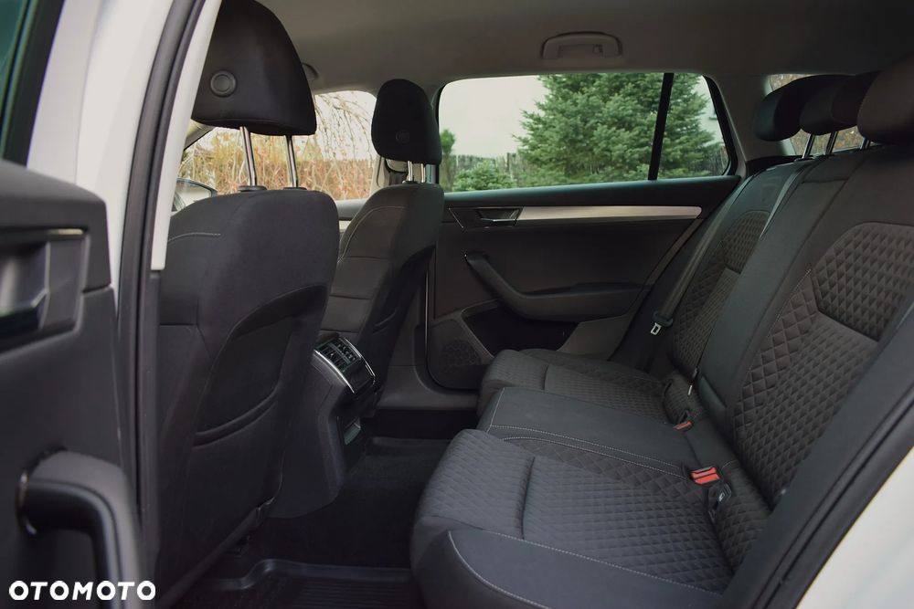 Skoda Superb 2.0 TDI SCR Style - 7