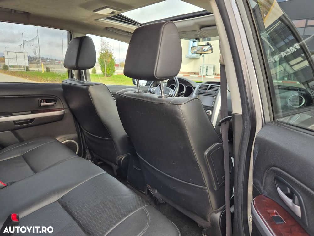 Suzuki Grand Vitara 1.9 DDiS Club DPF Family - 15