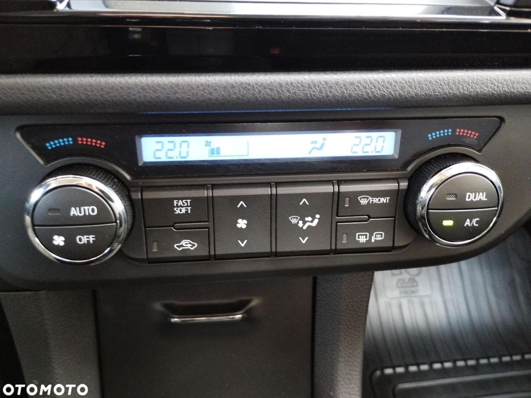Toyota Corolla 1.6 Premium EU6 - 20