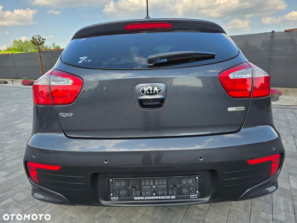 Kia Rio 1.2 Dream Team Edition - 21