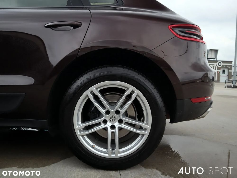 Porsche Macan - 3